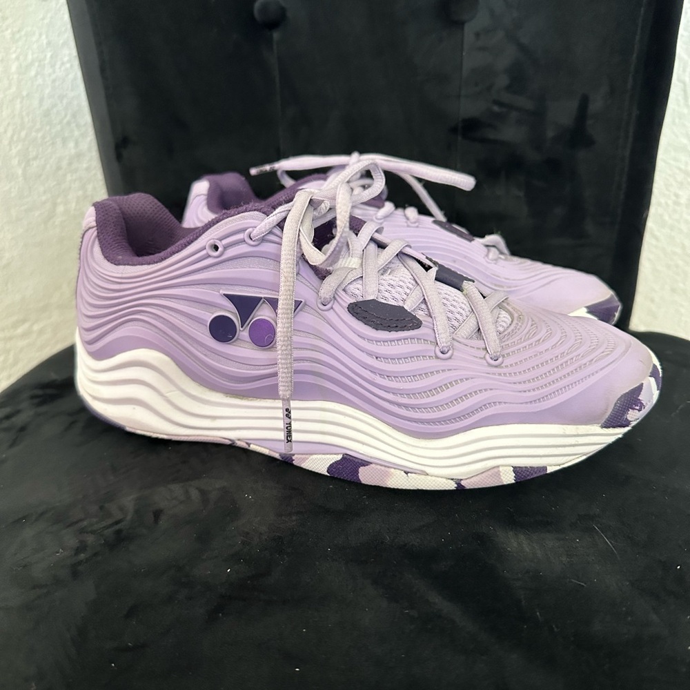 Yonex Women's Purple Athletic Shoes